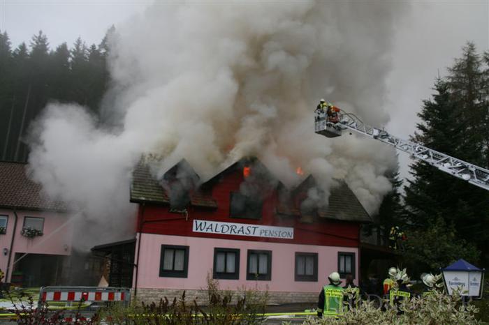 Grobrand nebengebude Waldrast